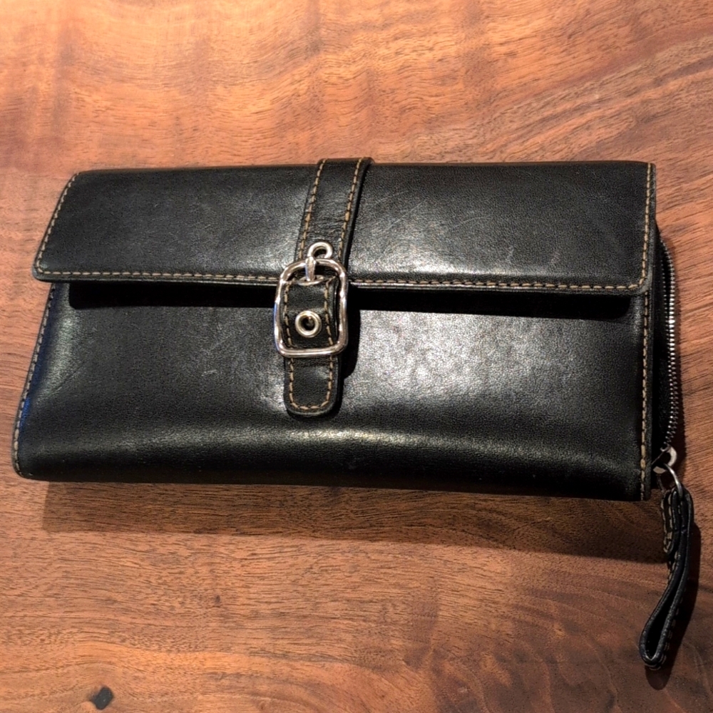 Vintage Coach Women's Wallet